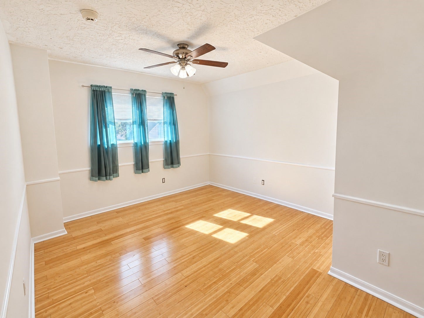14131 Cleobrook Drive, Houston, TX 77070