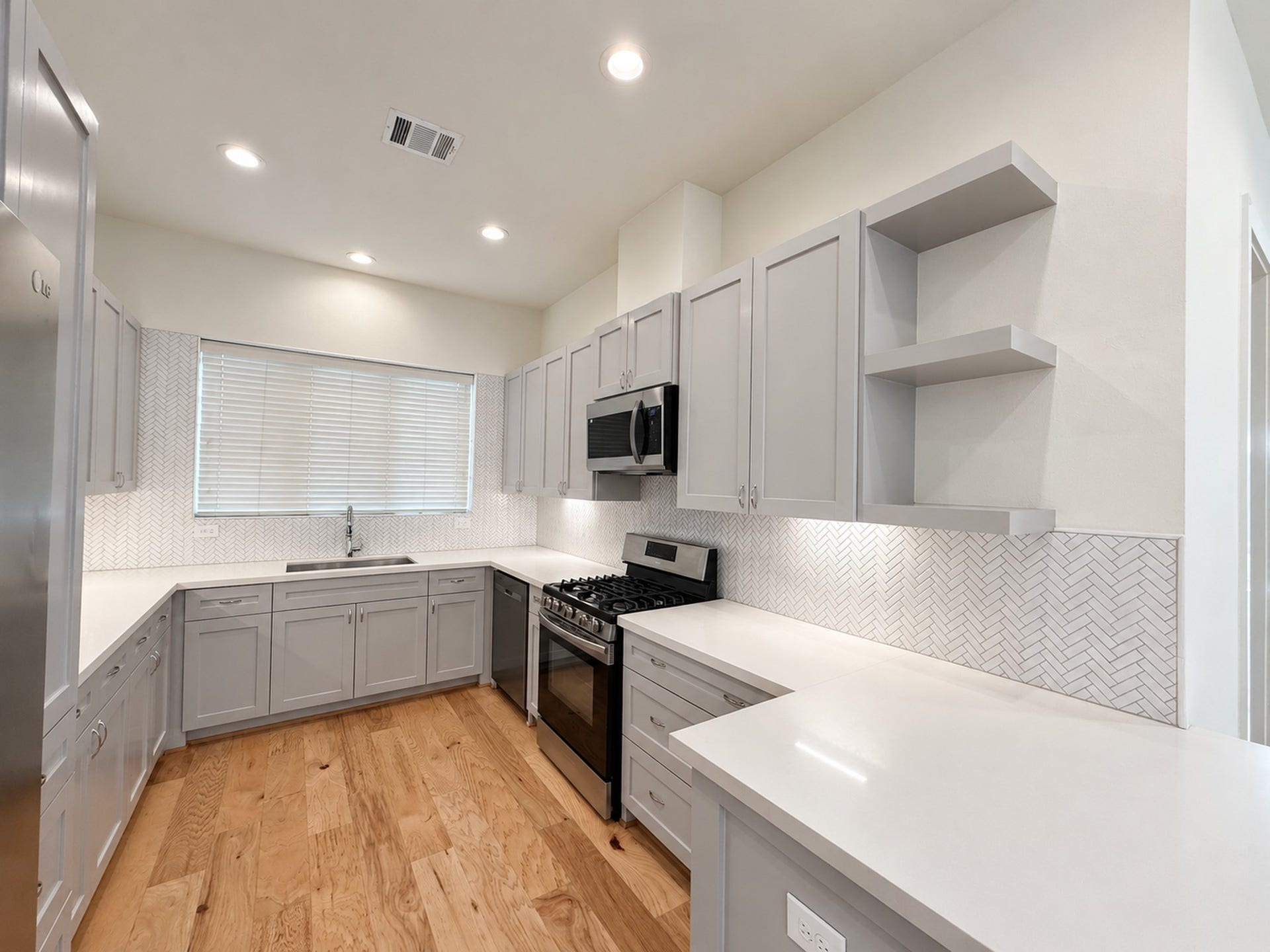 2906 Cline Street, Houston, TX 77020 2906 Cline Street, Houston, TX 77020