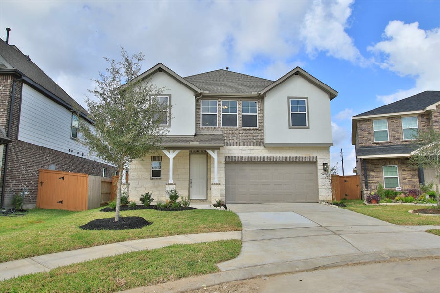 Property photo for 19523 Valletta Green Drive, Hockley, TX