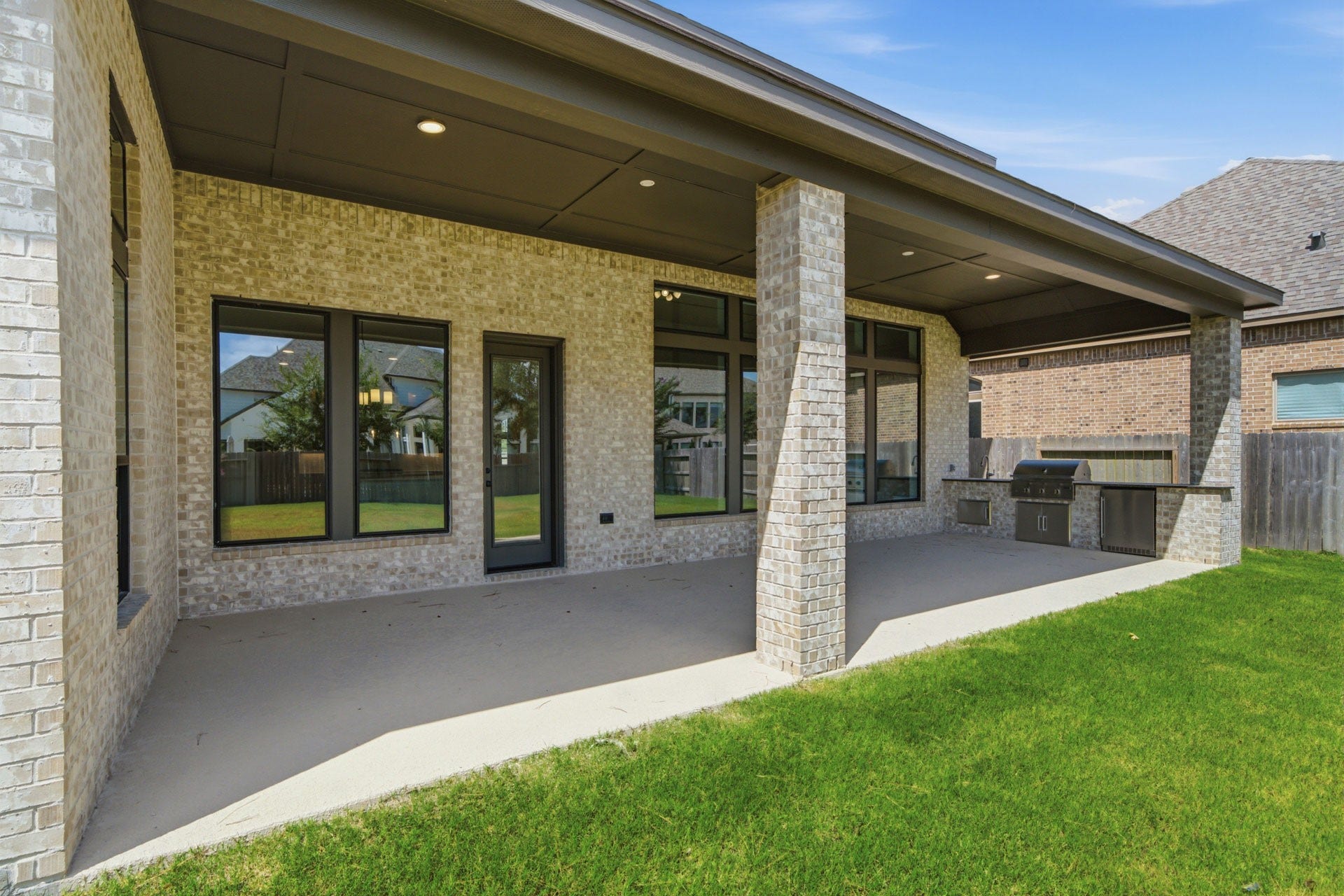 15607 Early Bird Lane, Conroe, TX 77302 15607 Early Bird Lane, Conroe, TX 77302