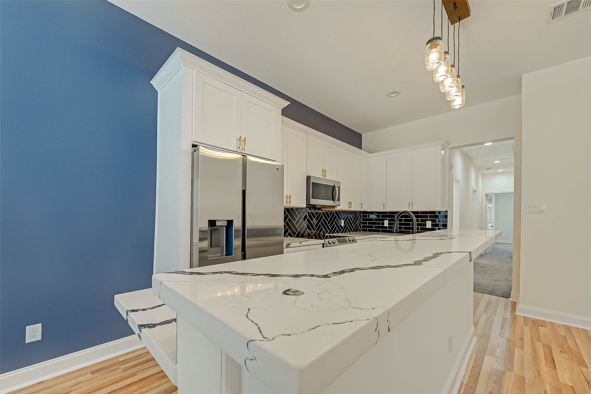 4934 Malmedy Unit Road, #A/B, Houston, TX 77033 4934 Malmedy Unit Road, #A/B, Houston, TX 77033