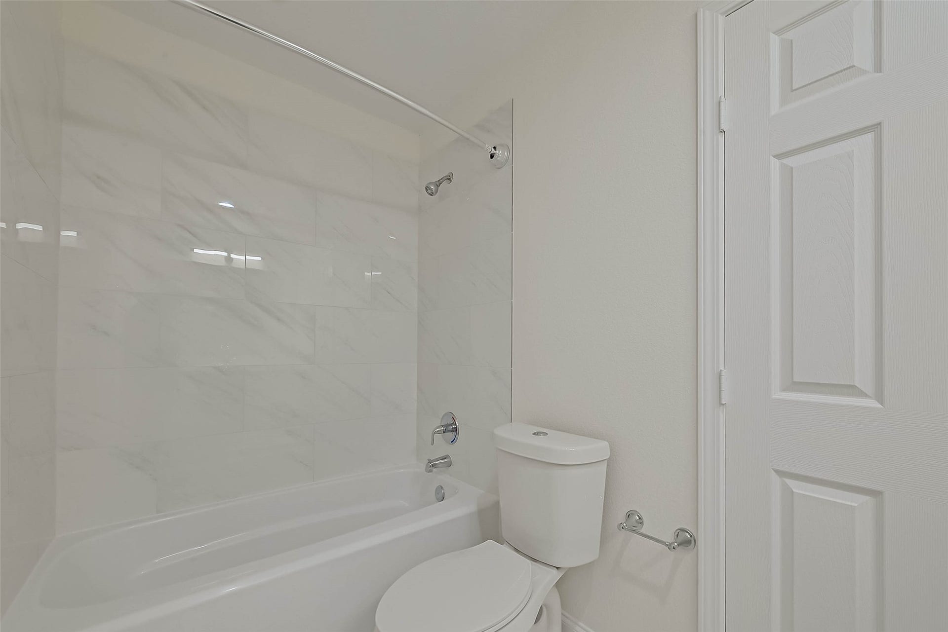 4934 Malmedy Unit Road, #A/B, Houston, TX 77033 4934 Malmedy Unit Road, #A/B, Houston, TX 77033