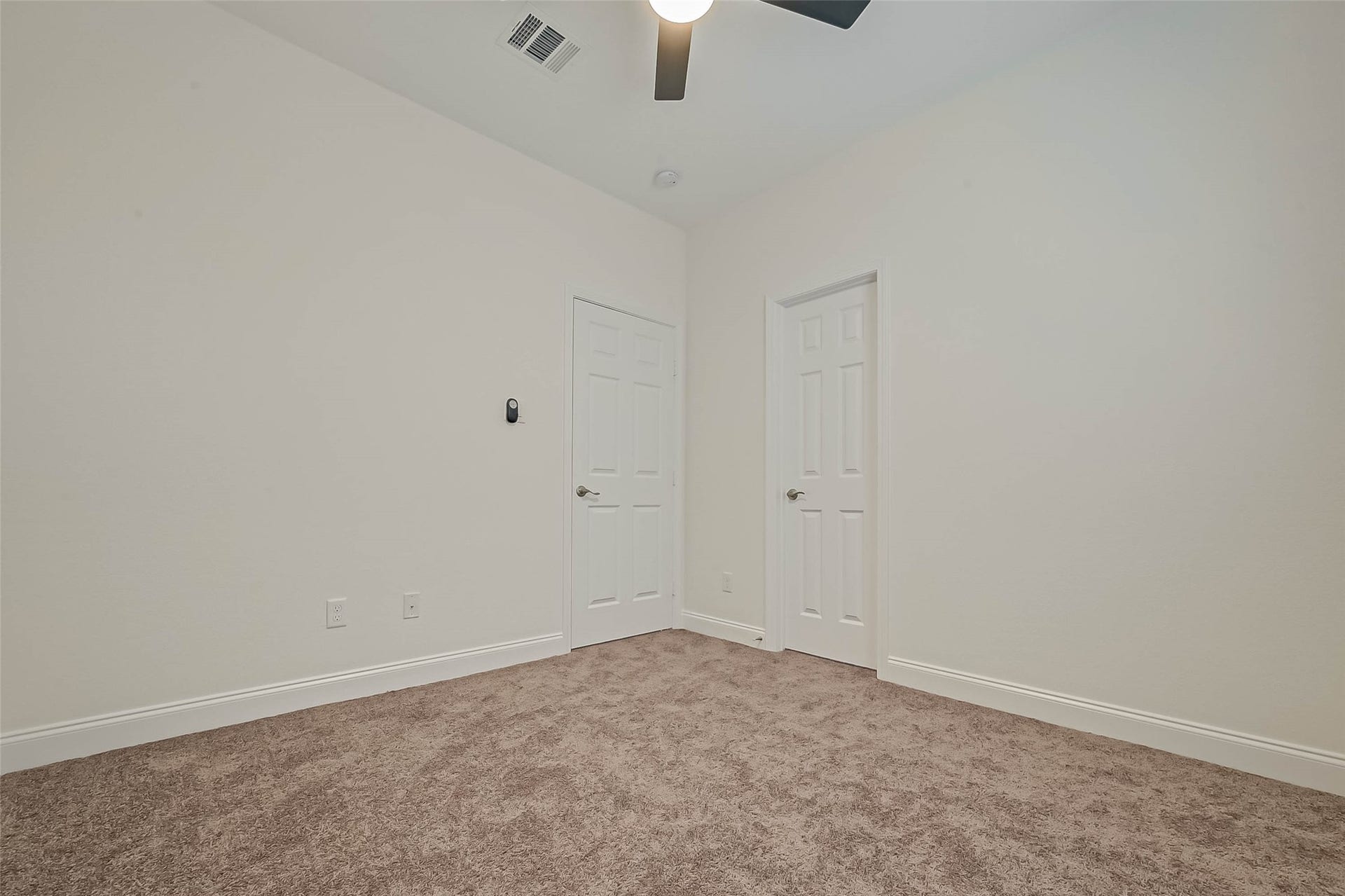 4934 Malmedy Unit Road, #A/B, Houston, TX 77033 4934 Malmedy Unit Road, #A/B, Houston, TX 77033