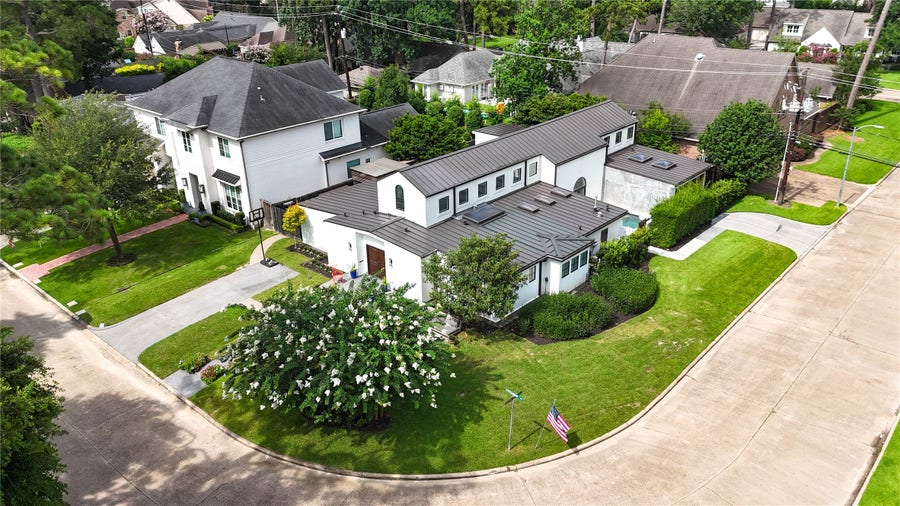 Property photo for 331 Gershwin Drive, Houston, TX