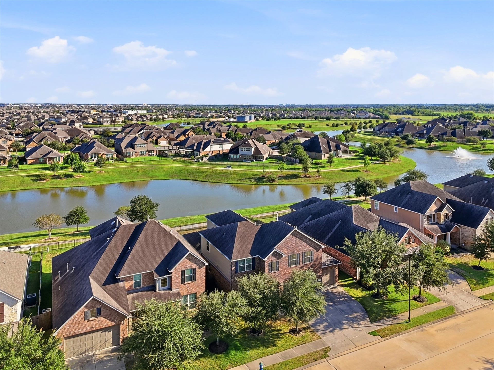 5318 Royal Sunset Court, Katy, TX 77493 5318 Royal Sunset Court, Katy, TX 77493