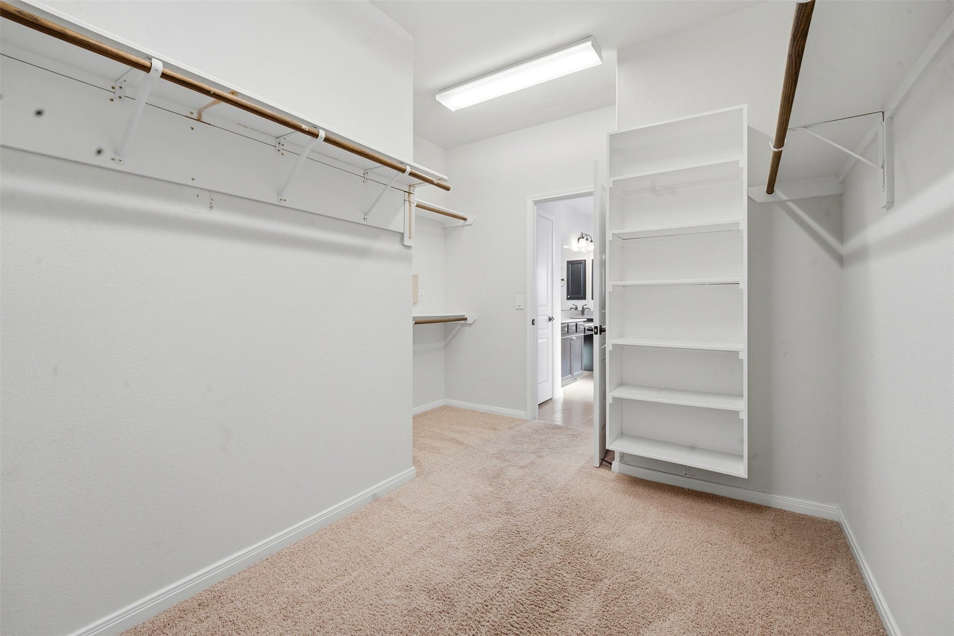 5318 Royal Sunset Court, Katy, TX 77493 Primary Closet
