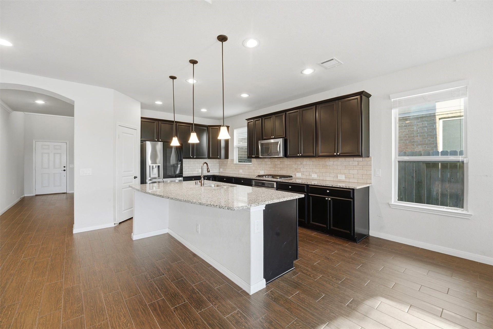 5318 Royal Sunset Court, Katy, TX 77493 Kitchen