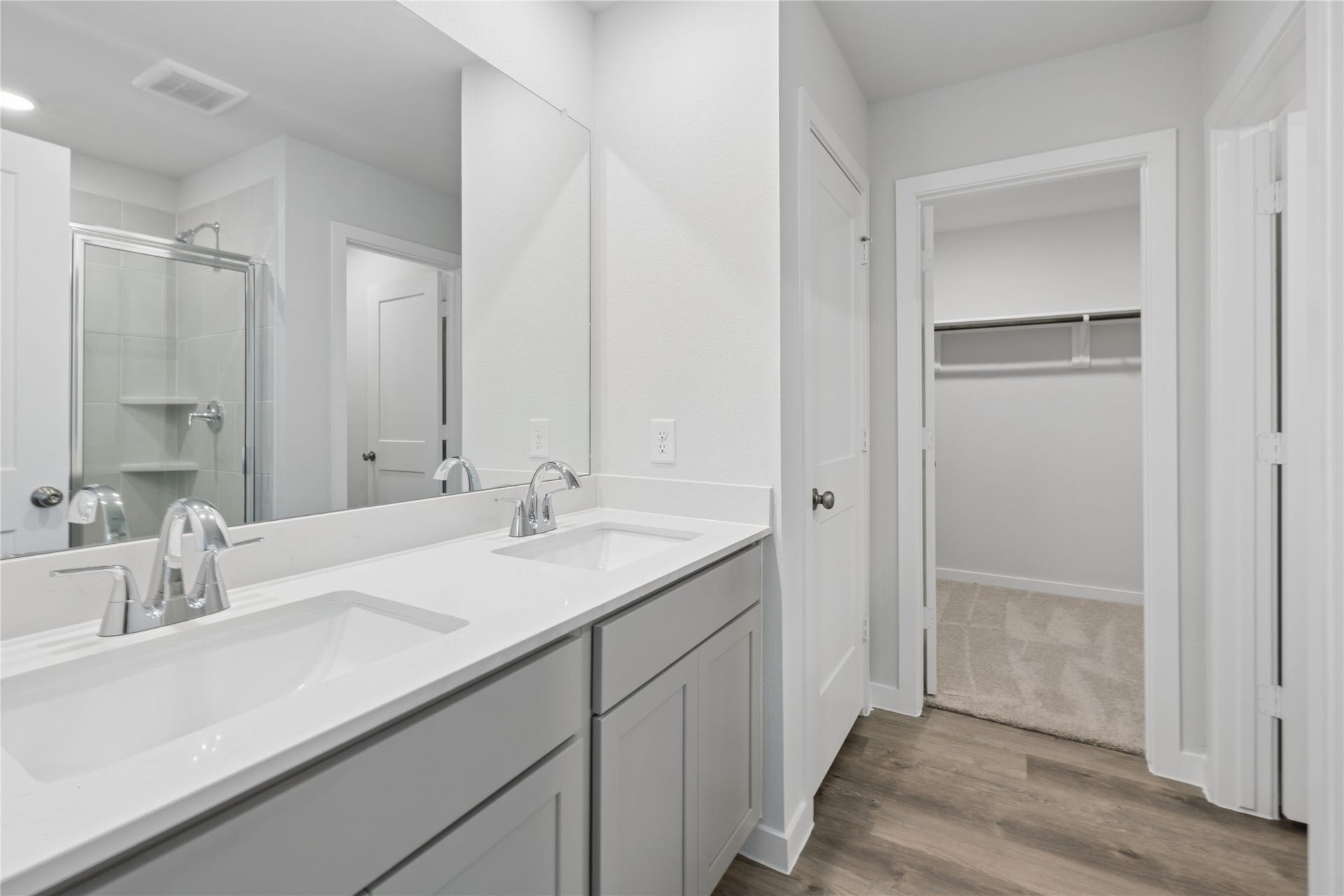 7806 Bergamot Cir, Magnolia, TX 77354 7806 Bergamot Cir, Magnolia, TX 77354