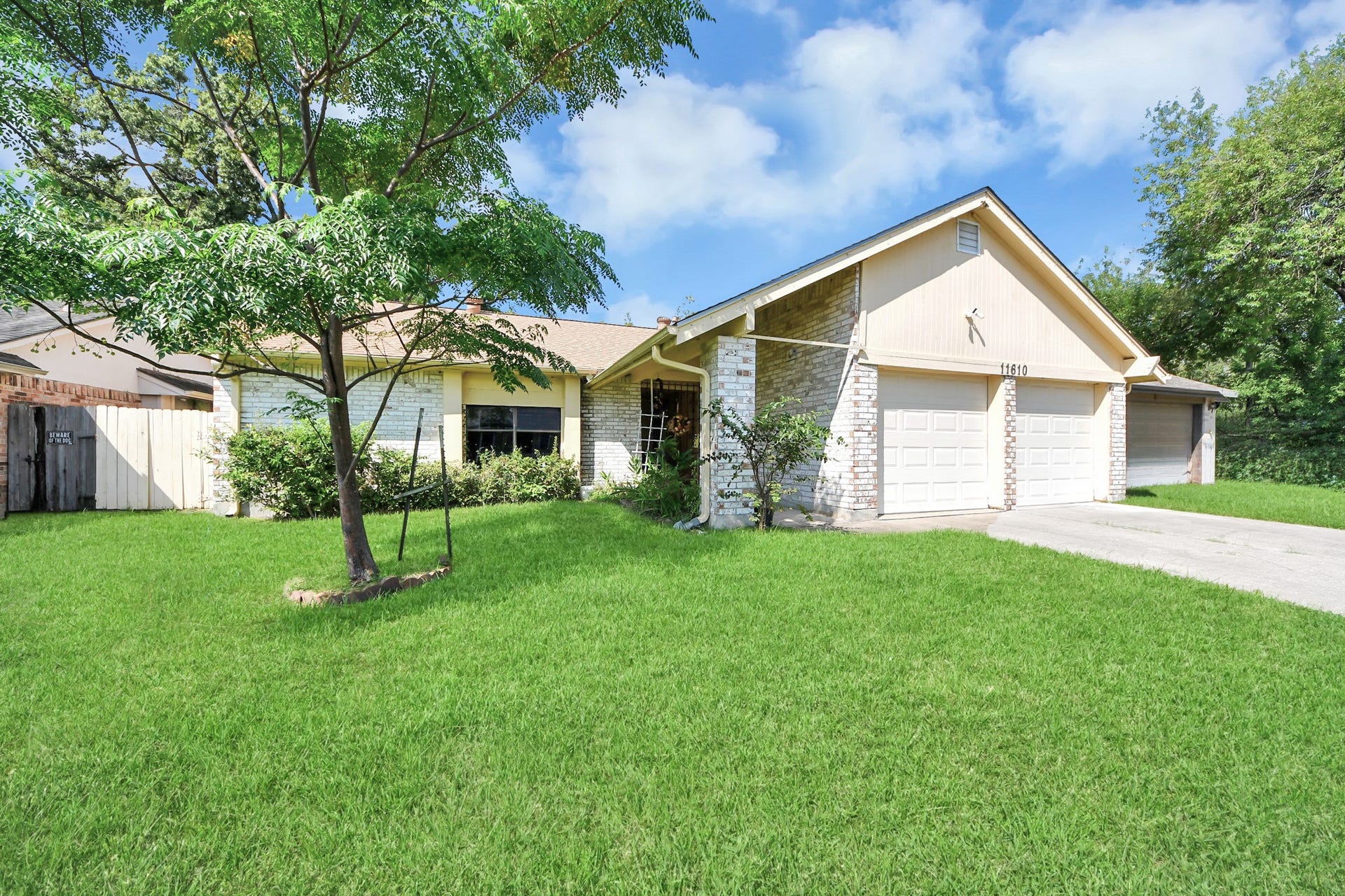 11610 Bowhead Drive, Houston, TX 77013 11610 Bowhead Drive, Houston, TX 77013