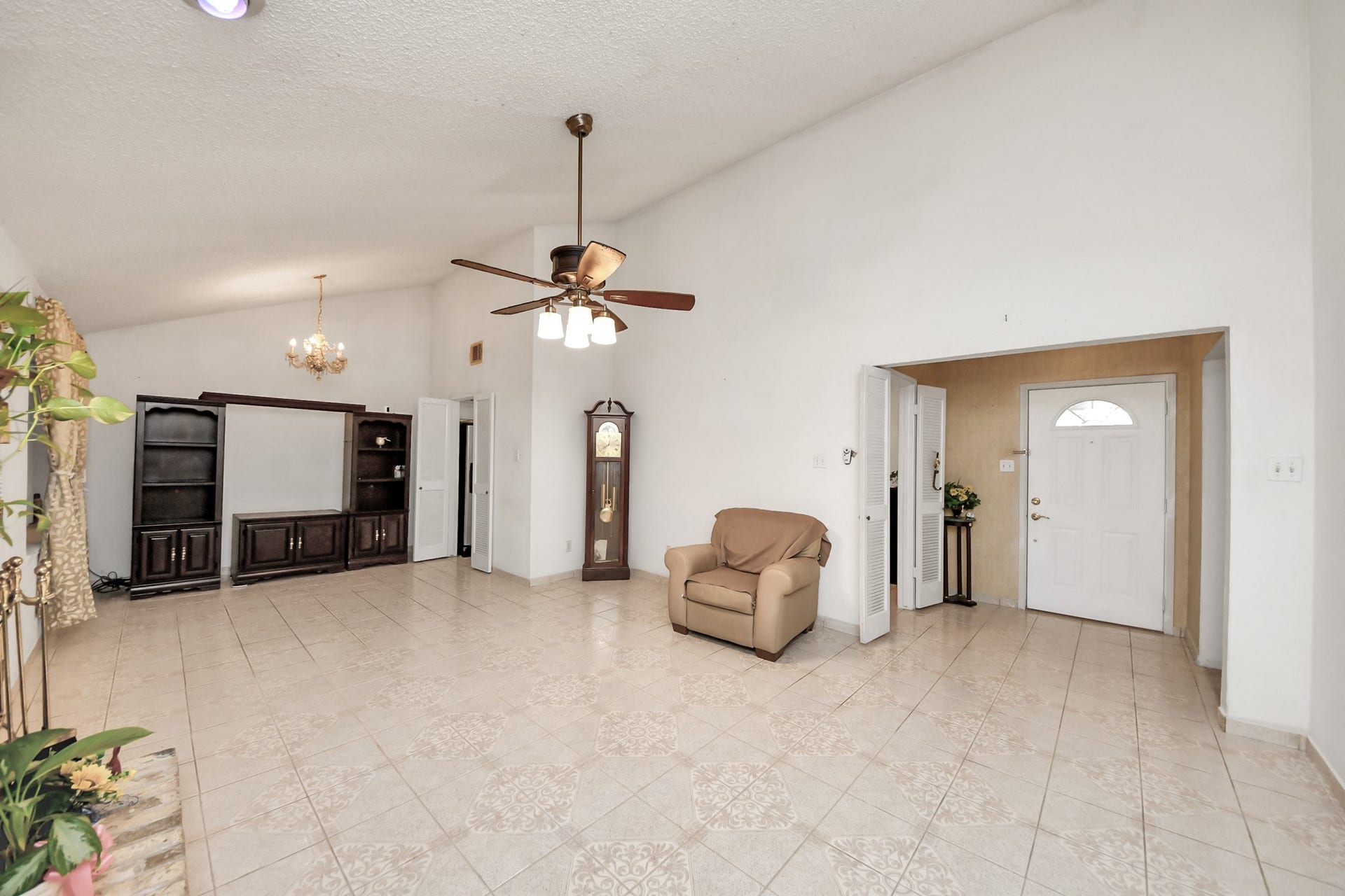 11610 Bowhead Drive, Houston, TX 77013 11610 Bowhead Drive, Houston, TX 77013