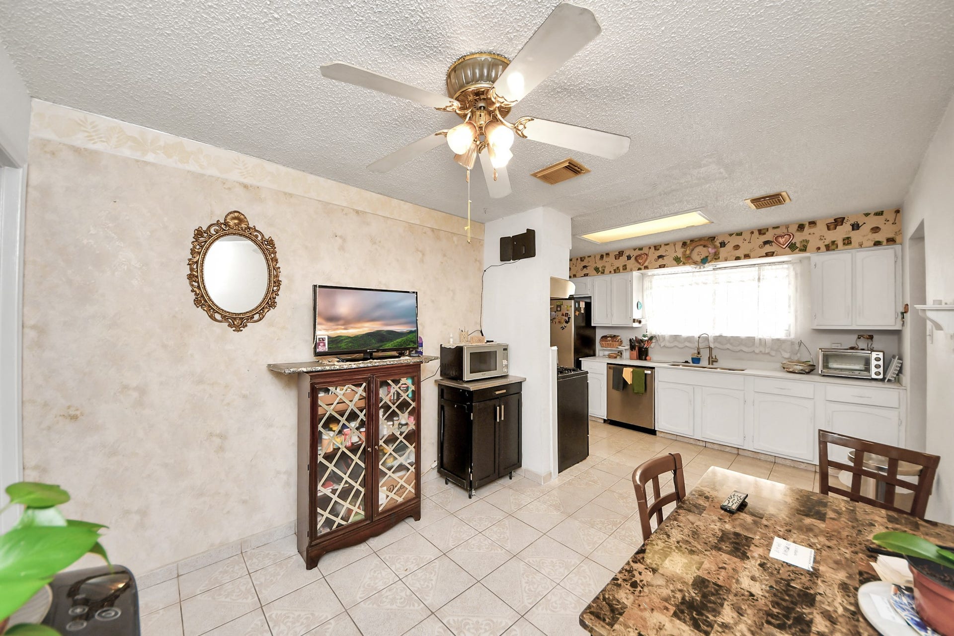 11610 Bowhead Drive, Houston, TX 77013 11610 Bowhead Drive, Houston, TX 77013