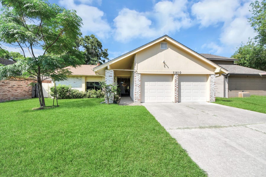 Property photo for 11610 Bowhead Drive, Houston, TX