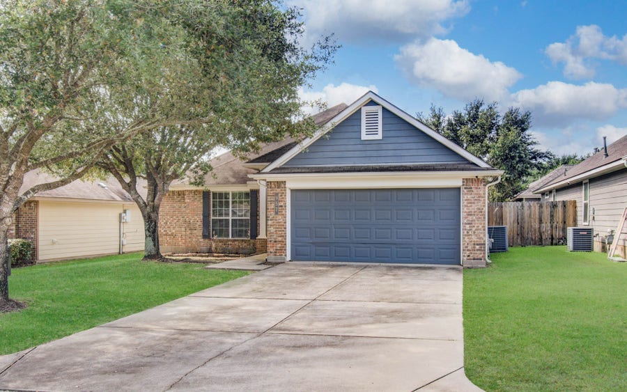 Property photo for 957 Oak Terrace Drive, Willis, TX