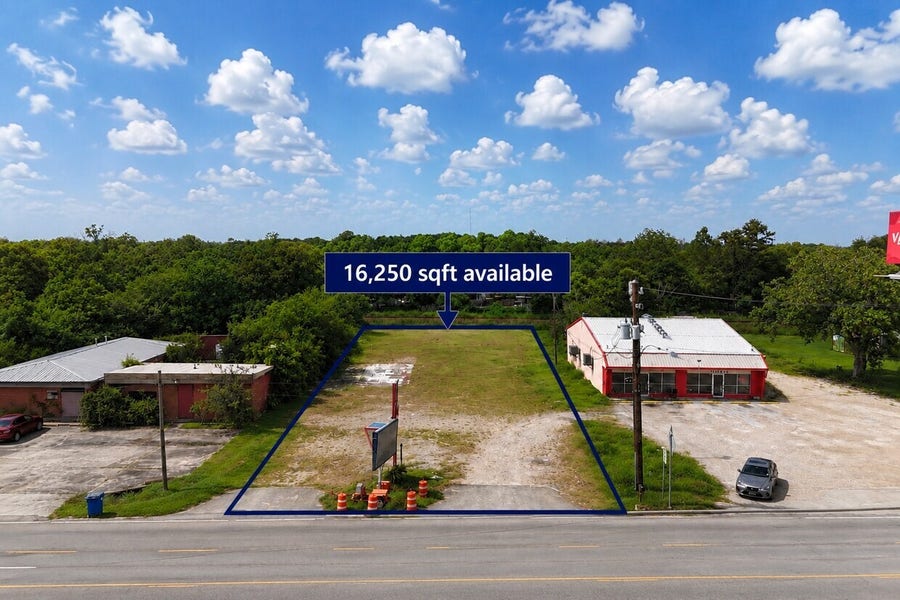Property photo for 8507 Highway 6, Hitchcock, TX