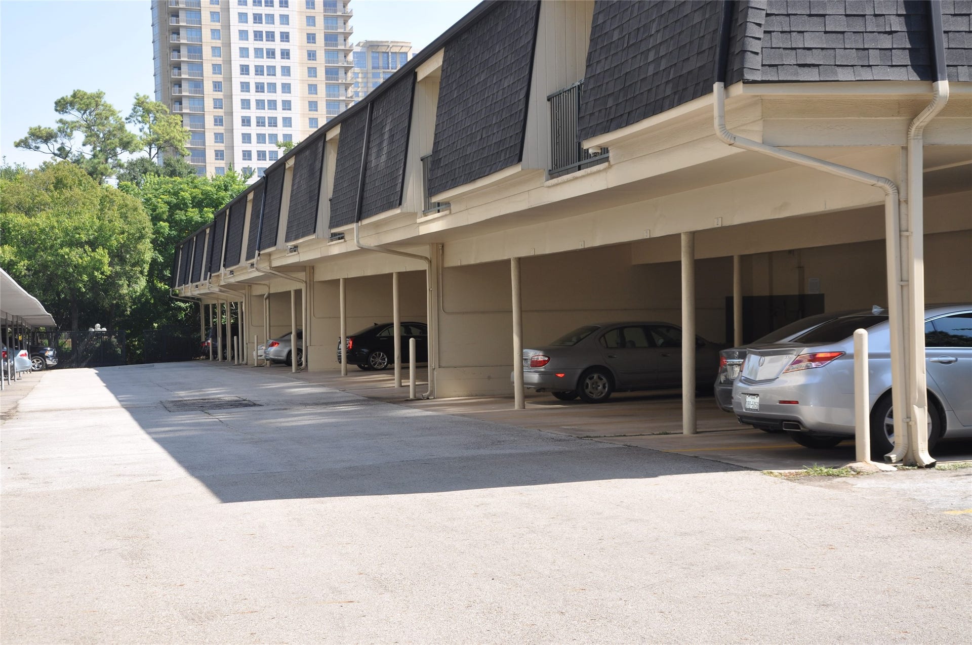 800 Post Oak Boulevard, #86, Houston, TX 77056 800 Post Oak Boulevard, #86, Houston, TX 77056