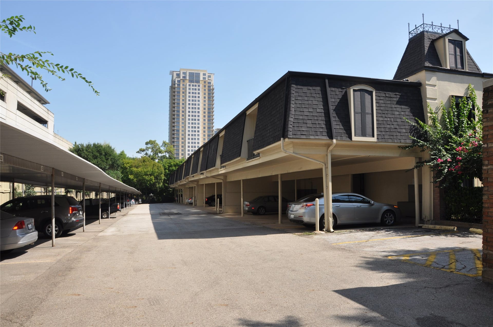 800 Post Oak Boulevard, #86, Houston, TX 77056 800 Post Oak Boulevard, #86, Houston, TX 77056