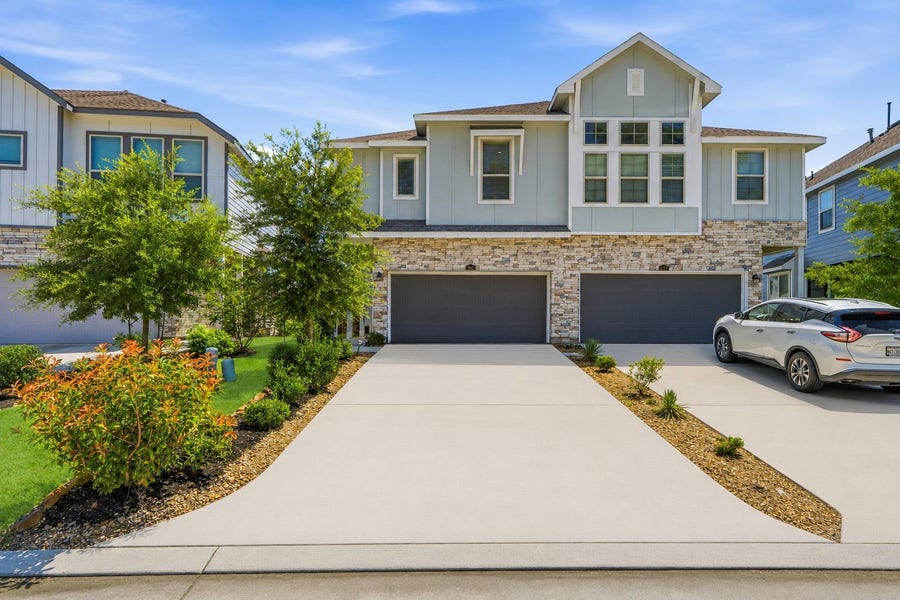 Property photo for 649 Royal Arch Drive, Conroe, TX