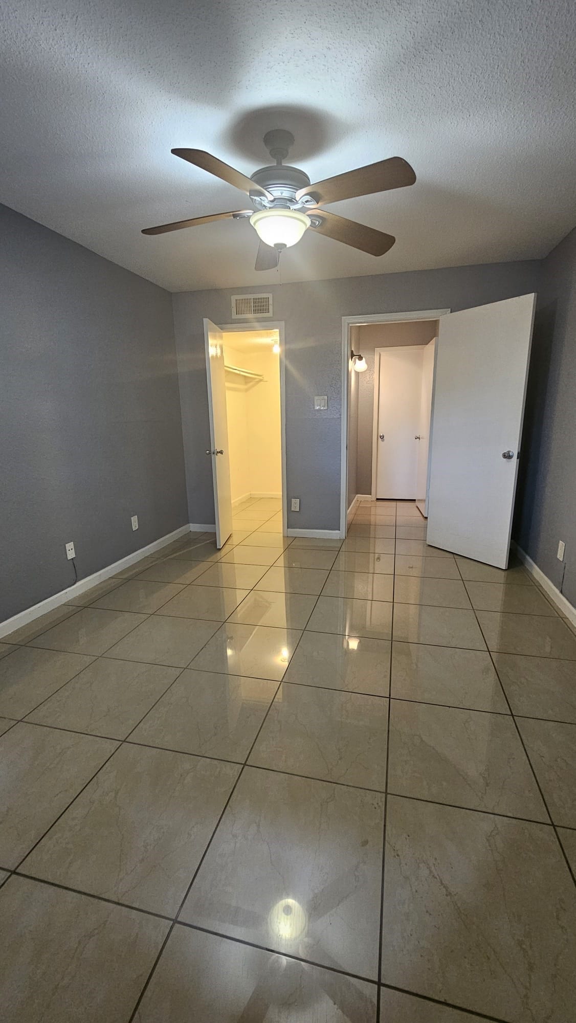 9700 Leawood Boulevard, #1111, Houston, TX 77099 9700 Leawood Boulevard, #1111, Houston, TX 77099