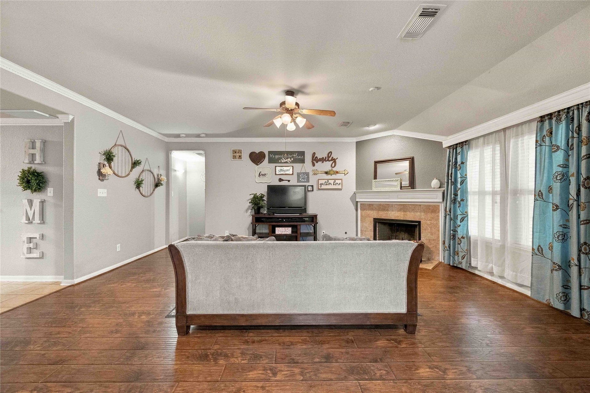 12314 Brentleywood Lane, Houston, TX 77070 Family Room View
