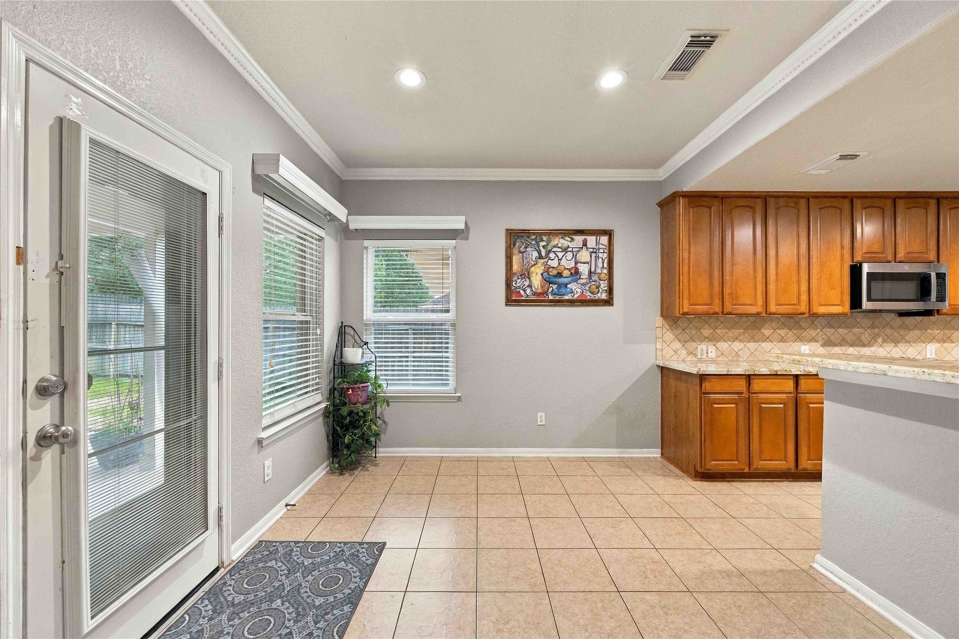 12314 Brentleywood Lane, Houston, TX 77070 Breakfast Area