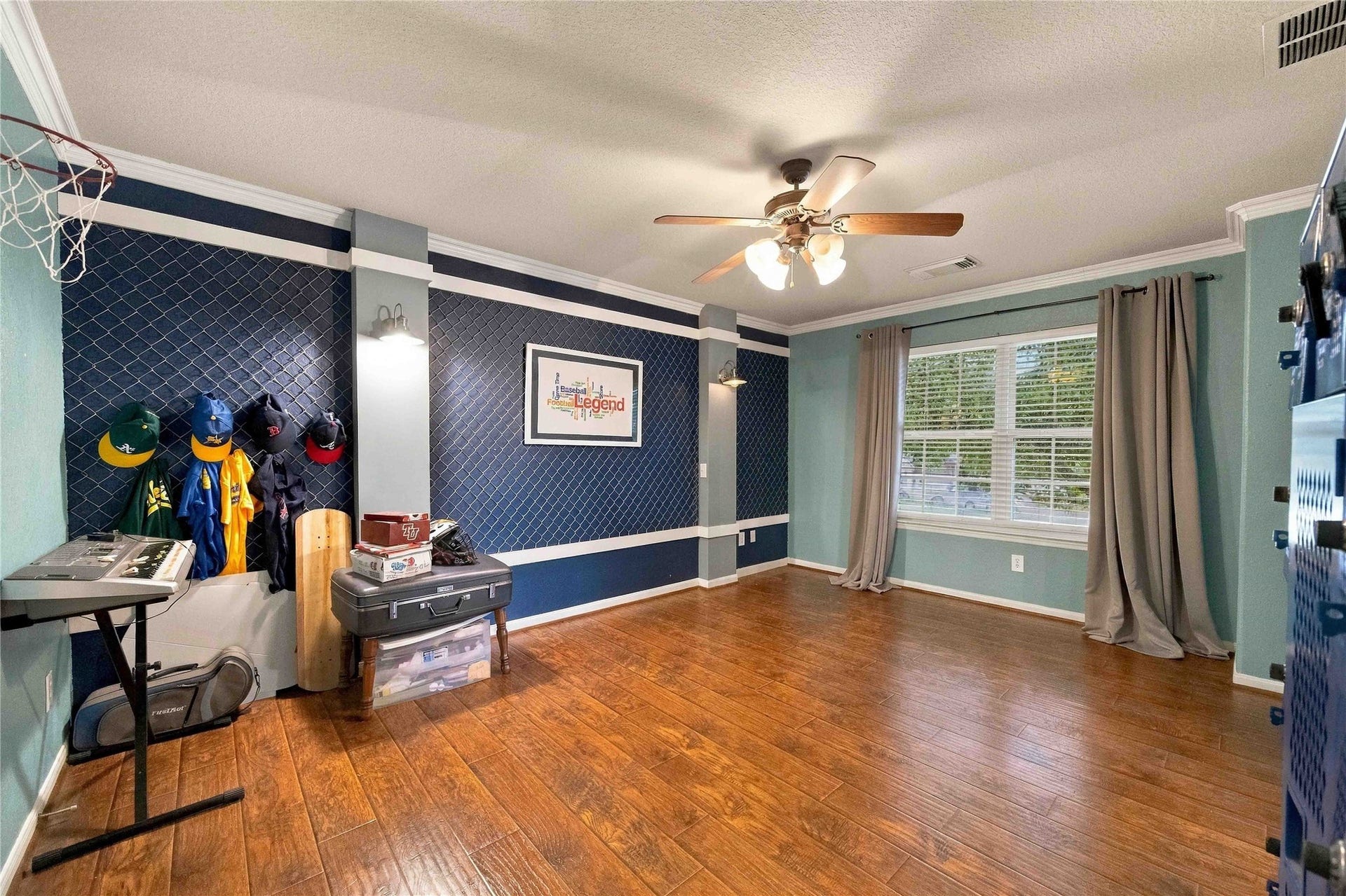 12314 Brentleywood Lane, Houston, TX 77070 Large Secondary Bedroom