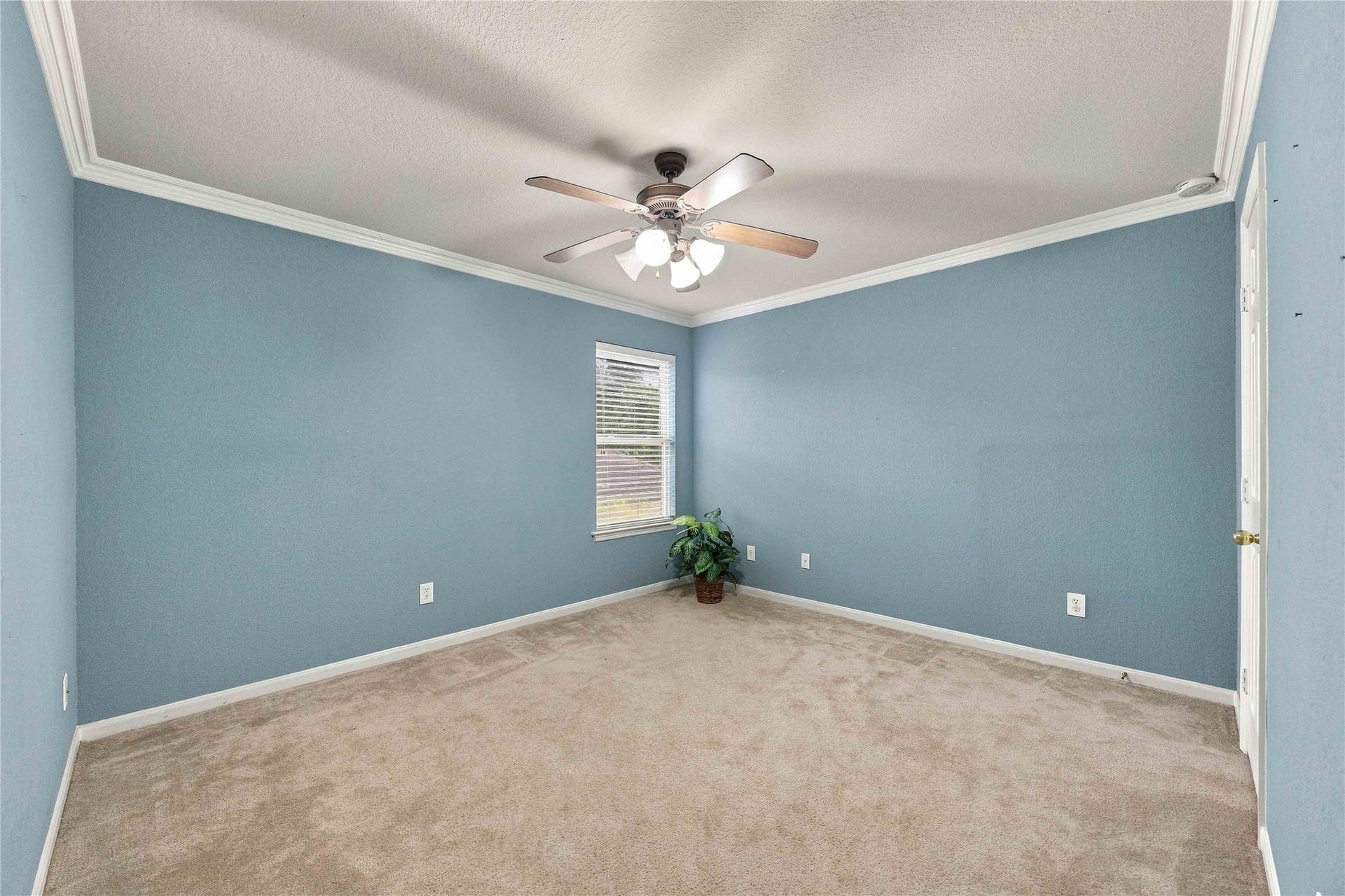 12314 Brentleywood Lane, Houston, TX 77070 Blue Secondary Bedroom