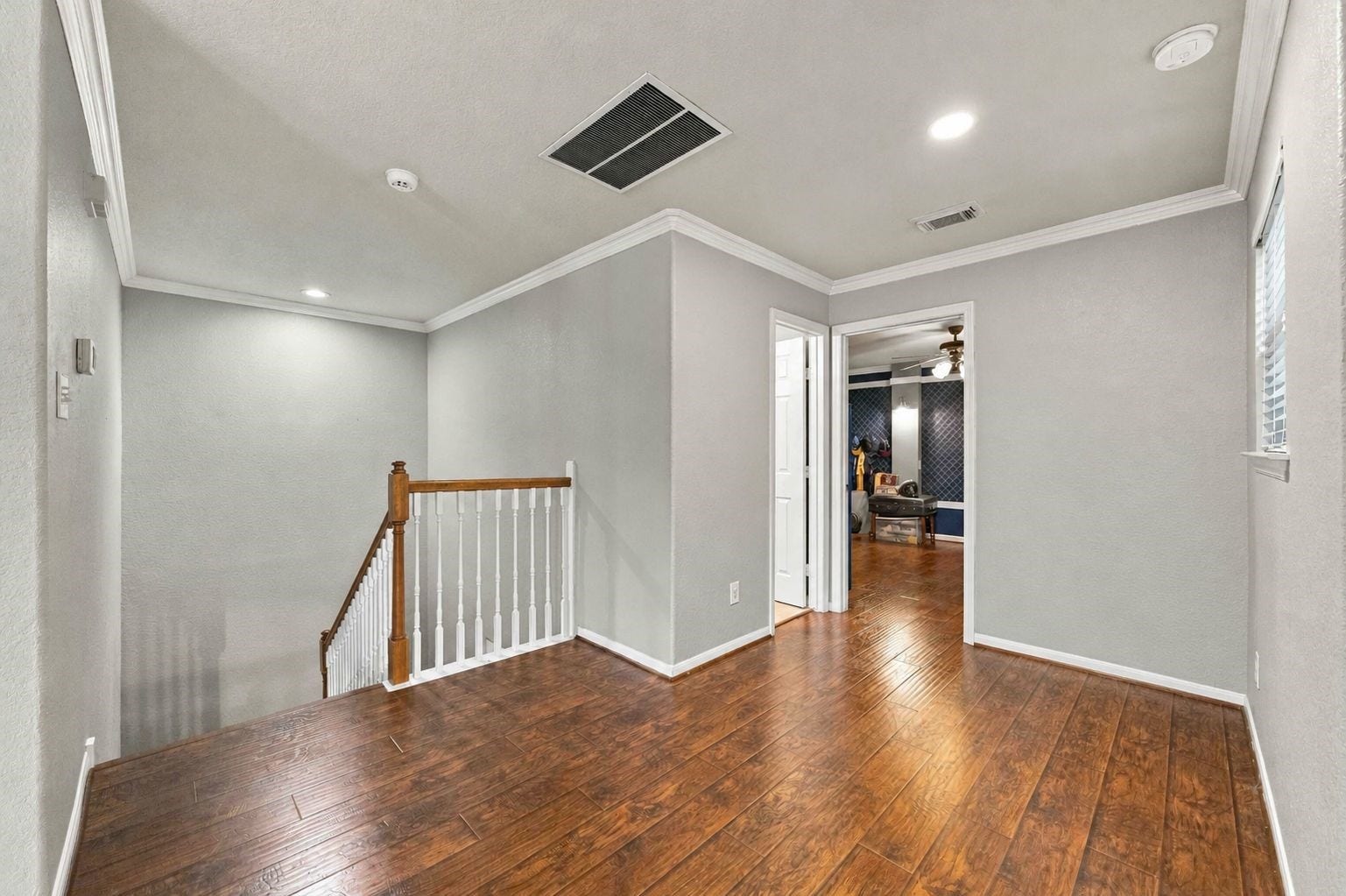 12314 Brentleywood Lane, Houston, TX 77070 Second Floor Stair Landing