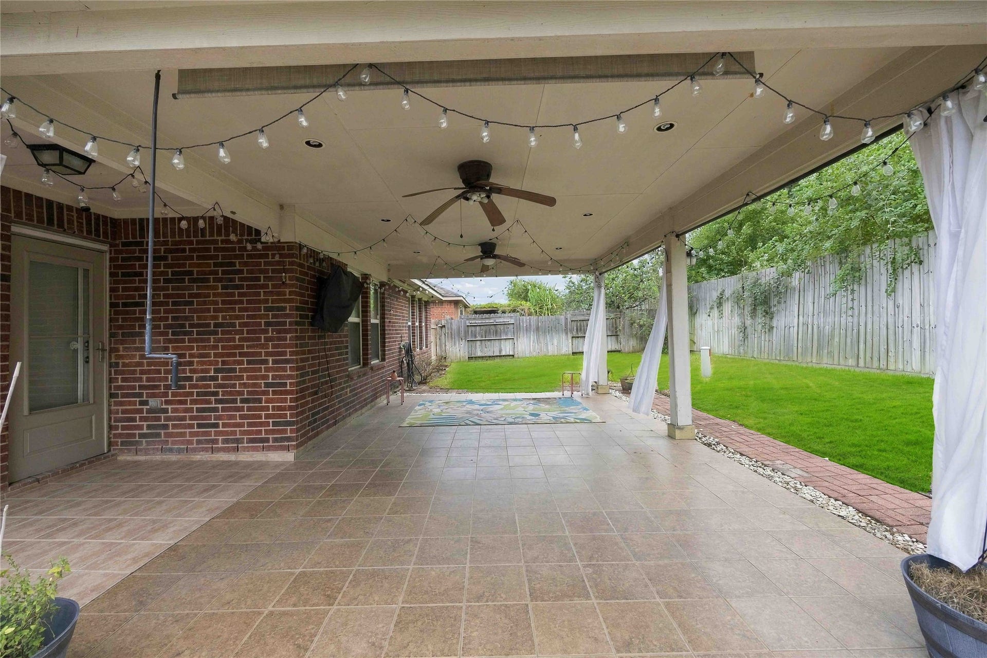 12314 Brentleywood Lane, Houston, TX 77070 Covered Patio