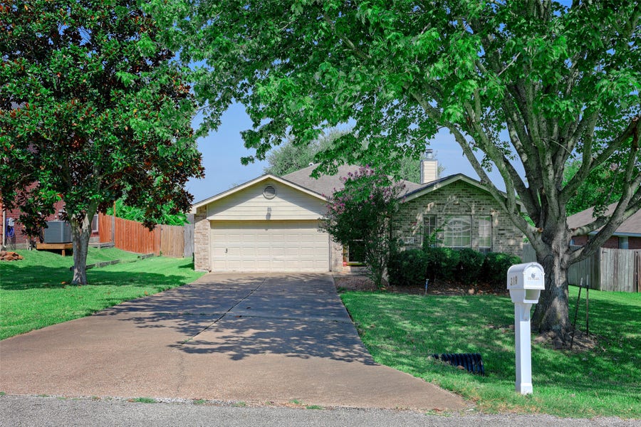Property photo for 319 Leisure Lane, Montgomery, TX