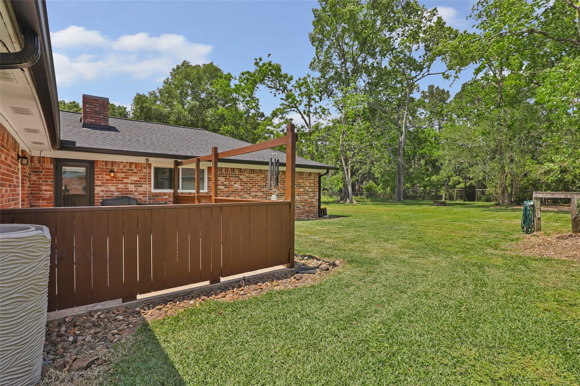 2543 Fountain View Street, New Caney, TX 77357 Back Patio
