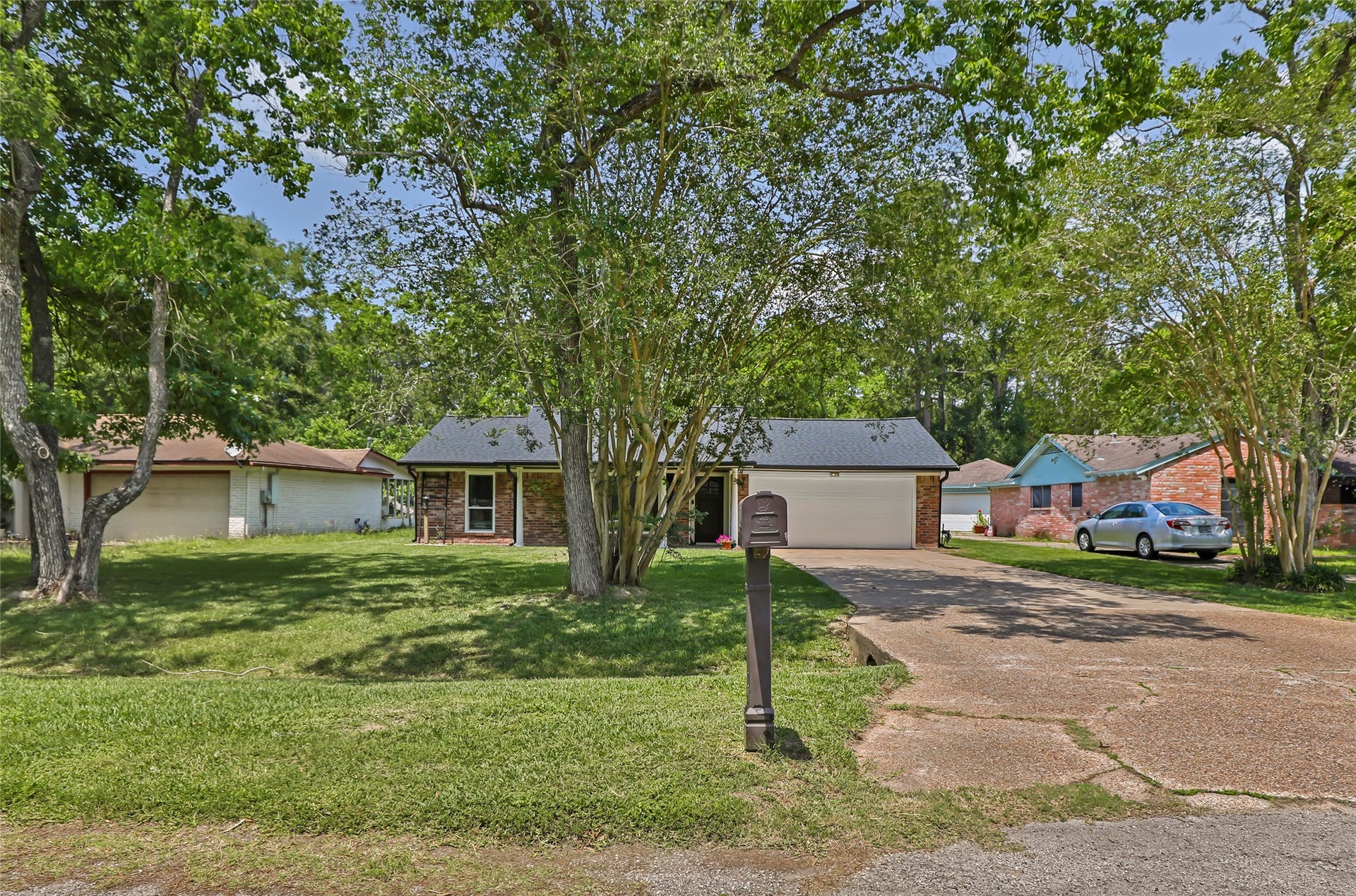 2543 Fountain View Street, New Caney, TX 77357 Home Sweet Home - Beautiful Shade Trees in the Front Yard