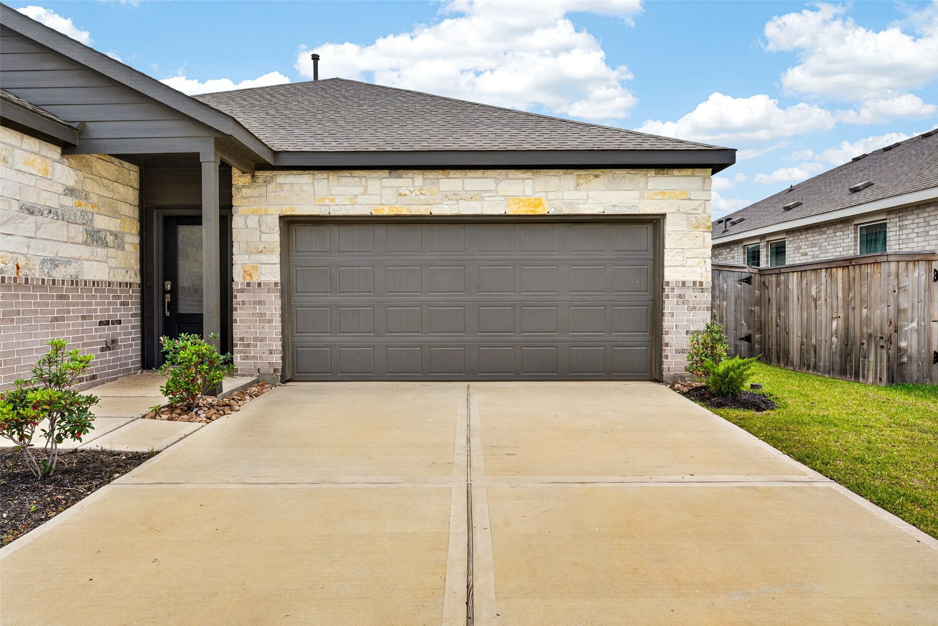28622 Great Saddle Trail, Hockley, TX 77447