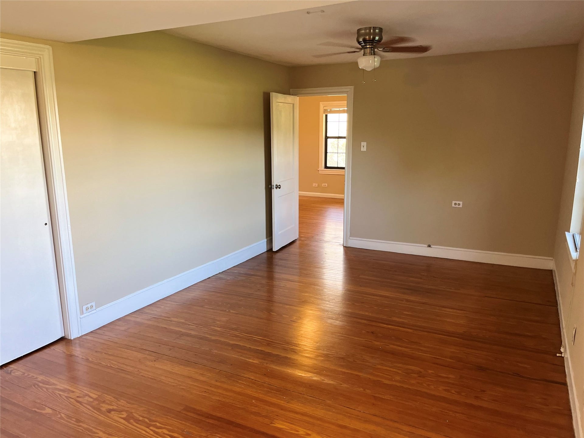 2115 Holman Street, Houston, TX 77004 Additional view of bedroom #2. Bathroom is located behind this room.
