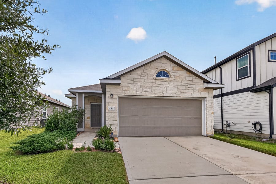 Property photo for 23927 Prairie Dust Drive, Hockley, TX