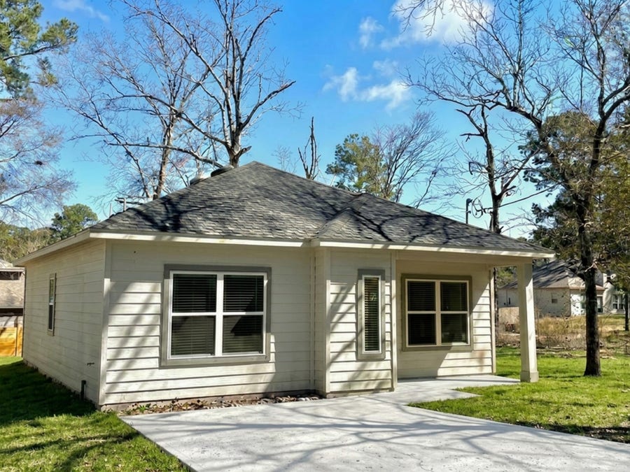 Property photo for 15852 Pecan Drive, Montgomery, TX