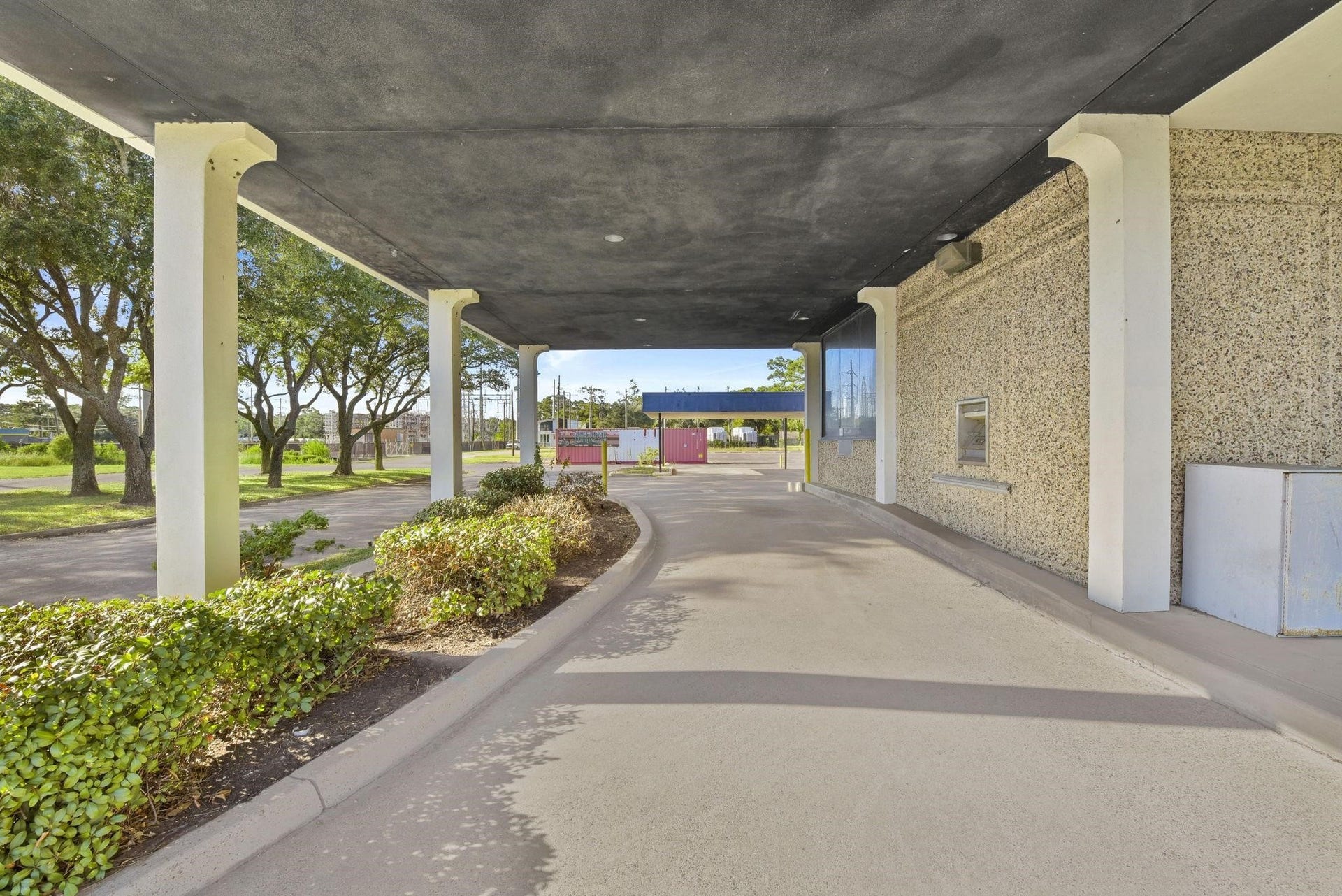 2401 Termini Street, Dickinson, TX 77539 2401 Termini Street, Dickinson, TX 77539