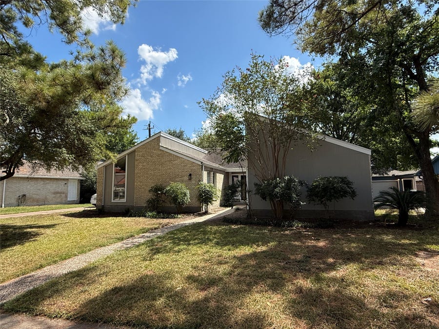 Property photo for 5631 Council Grove Lane, Houston, TX