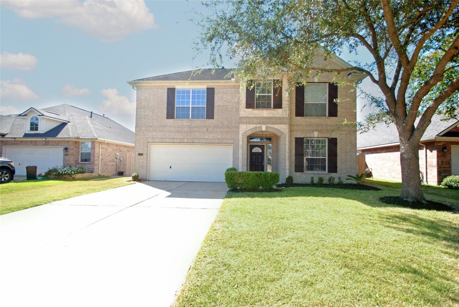 Property photo for 17215 Shallow Lake Lane, Houston, TX