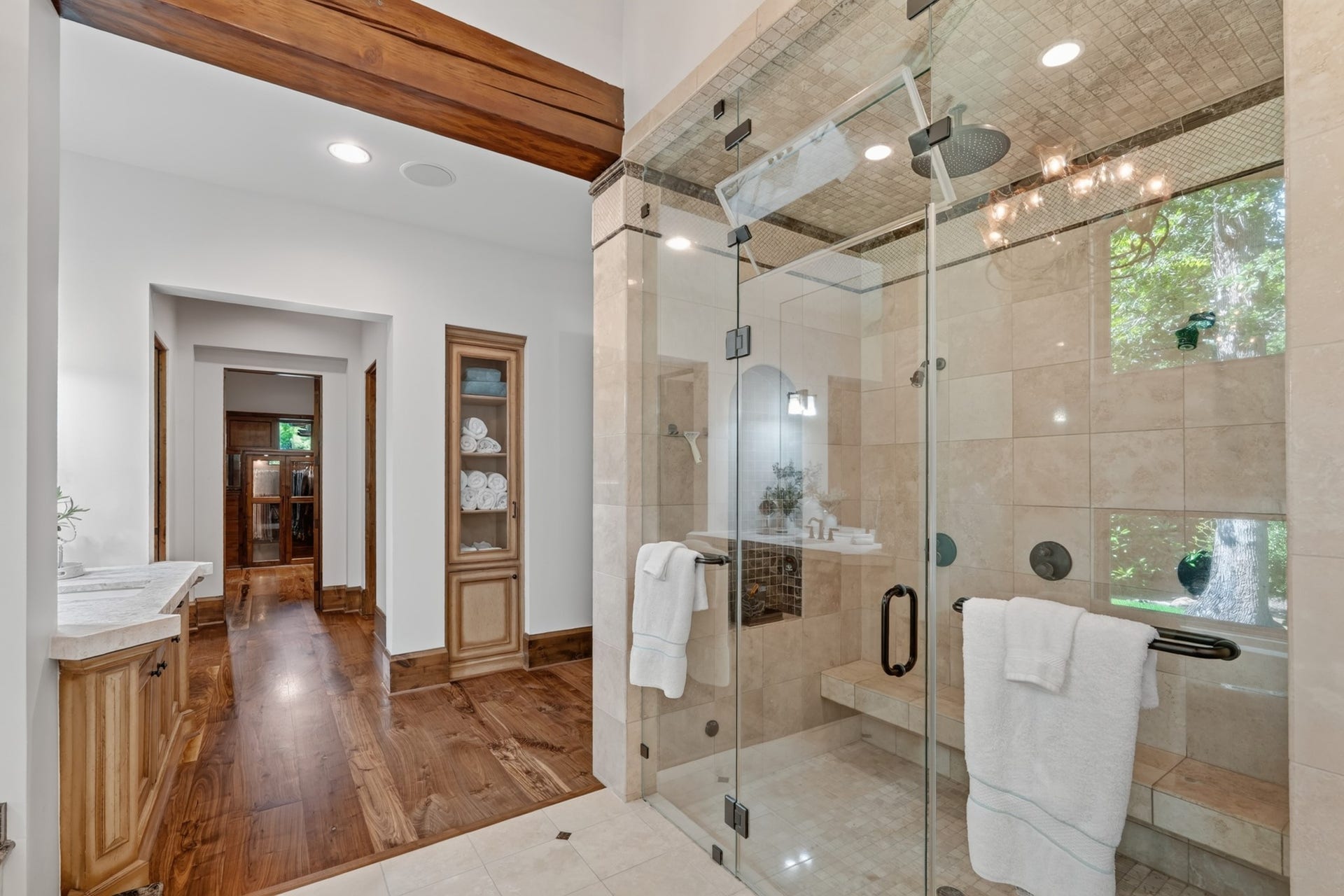 247 S Fazio Way, Spring, TX 77389 247 S Fazio Way, Spring, TX 77389