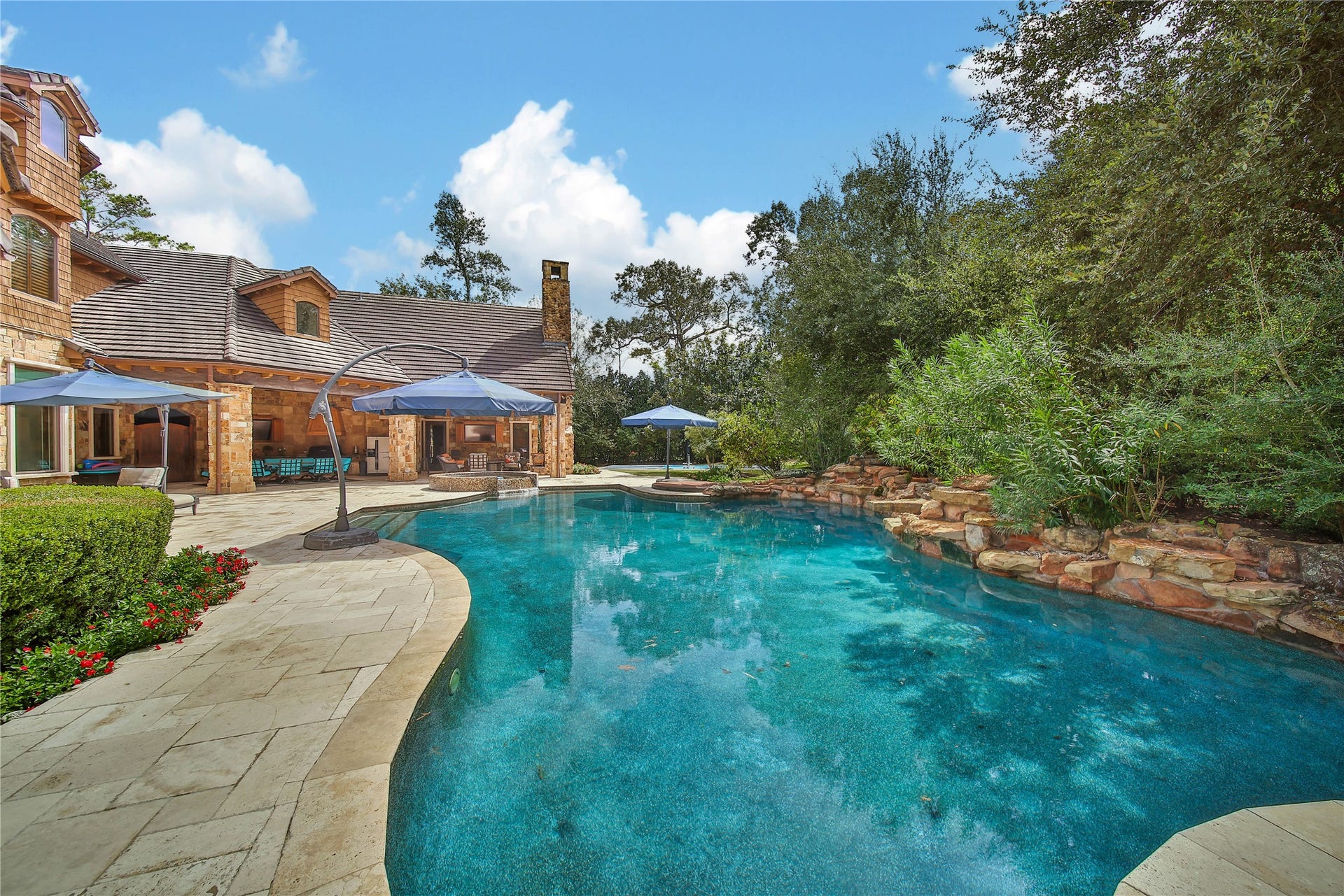 247 S Fazio Way, Spring, TX 77389 247 S Fazio Way, Spring, TX 77389