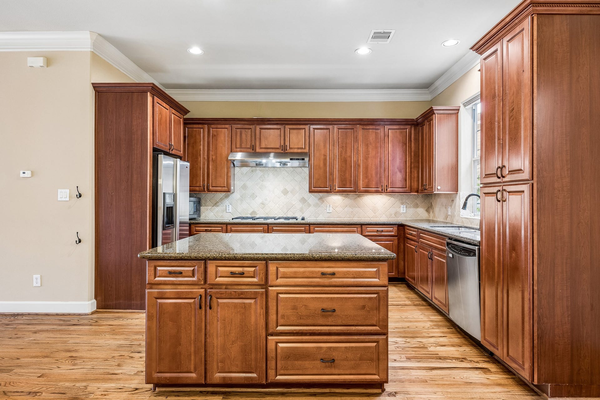 6513 Taggart Street, #A, Houston, TX 77007 Kitchen