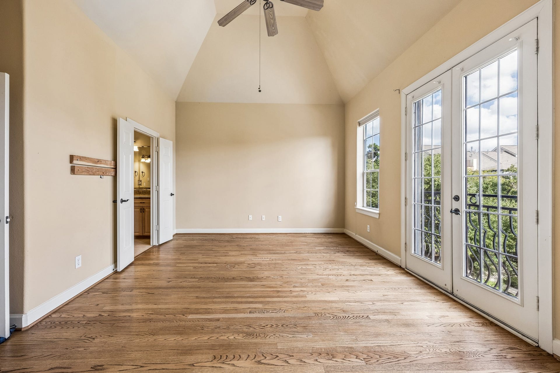 6513 Taggart Street, #A, Houston, TX 77007 Primary Bedroom
