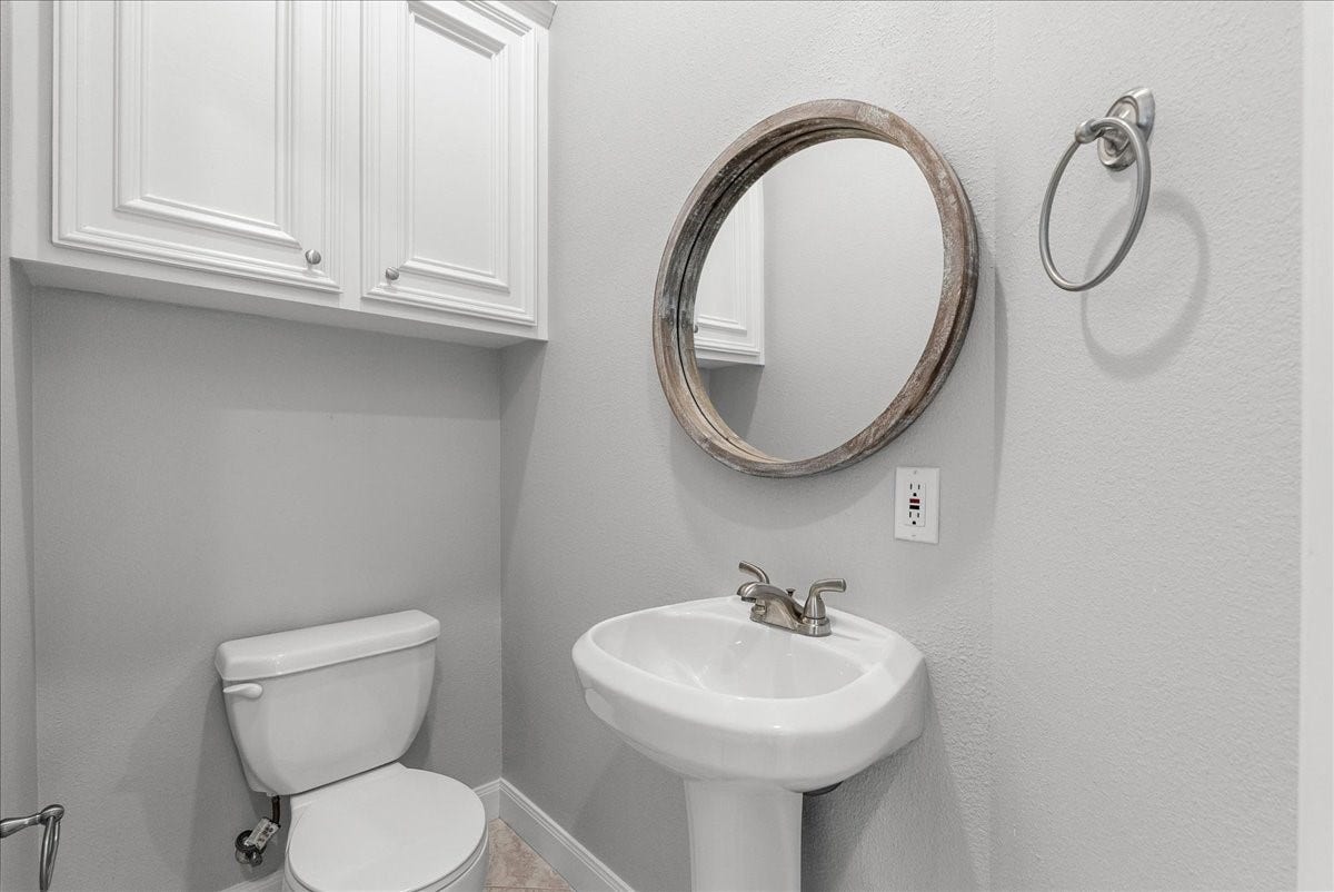 1218 Bluebonnet Drive, Seabrook, TX 77586