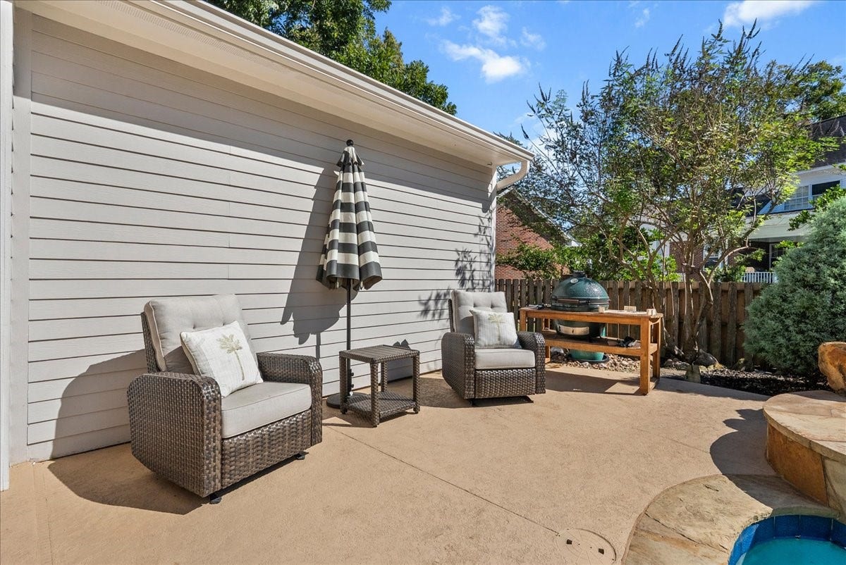 1218 Bluebonnet Drive, Seabrook, TX 77586