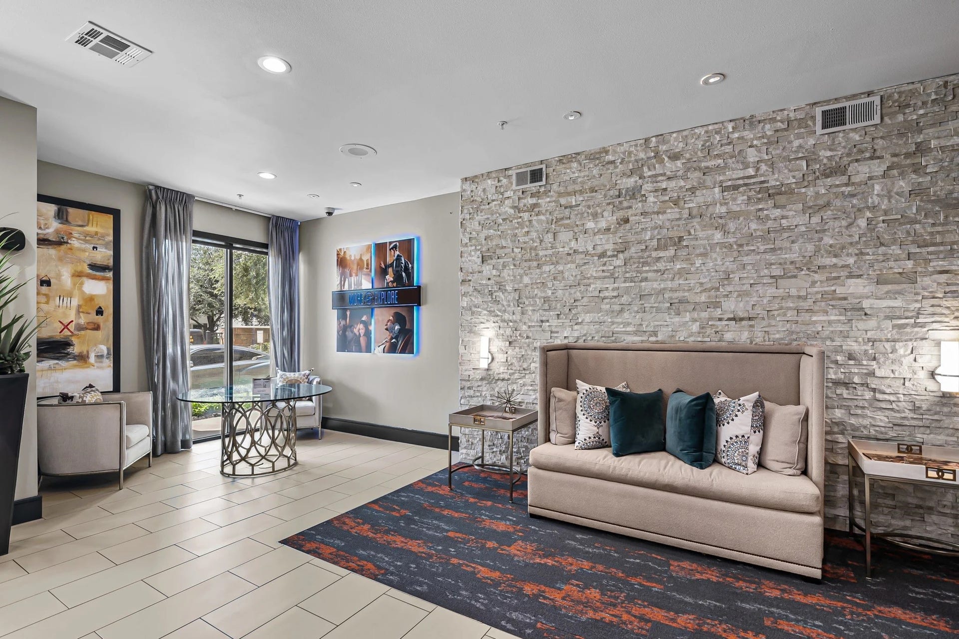 1616 W Dallas Street, #111, Houston, TX 77019 1616 W Dallas Street, #111, Houston, TX 77019