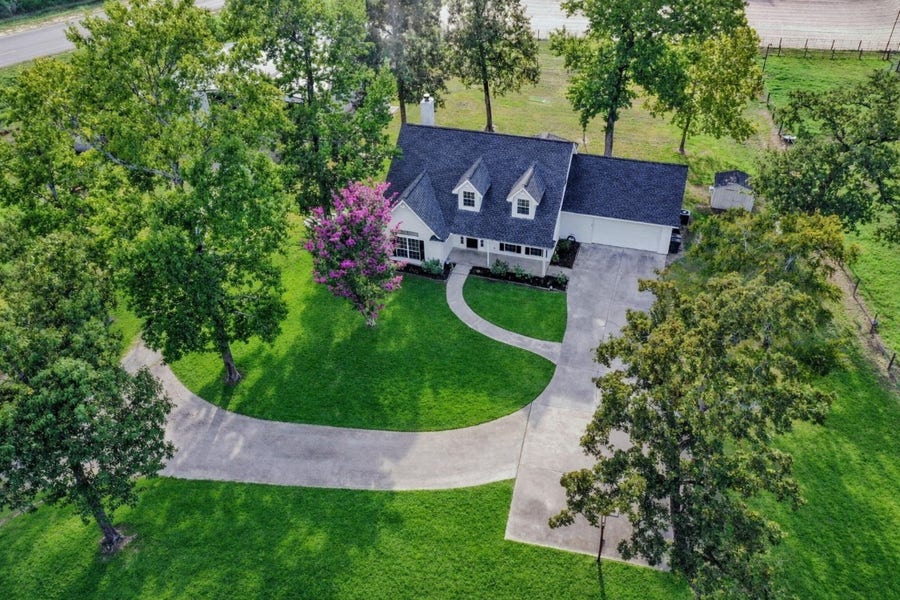 Property photo for 23707 Sanders Cemetery Road, Magnolia, TX