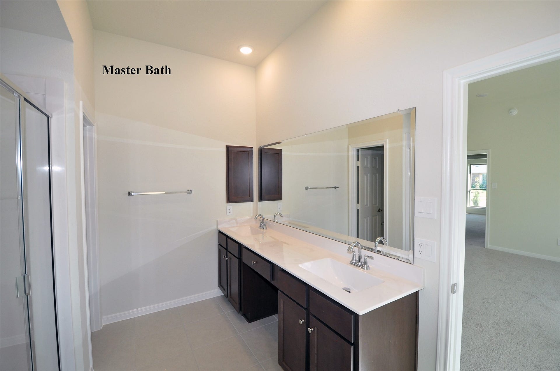 2210 ENSENADA Drive, League City, TX 77539 Master bath