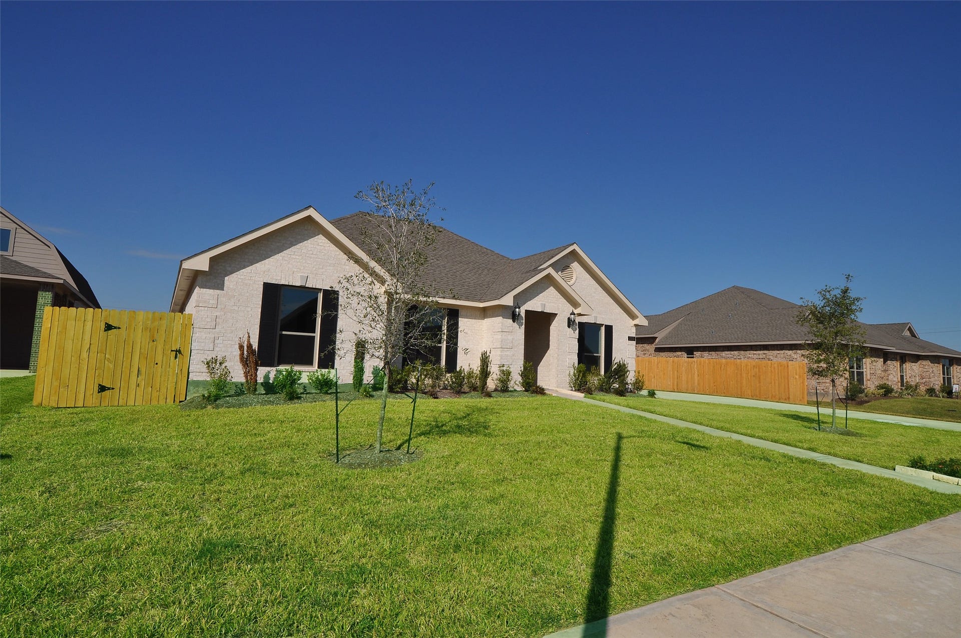 2210 ENSENADA Drive, League City, TX 77539 2210 ENSENADA Drive, League City, TX 77539