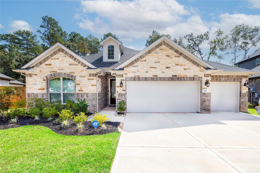 Property photo for 204 Golden Shiner Drive, Willis, TX