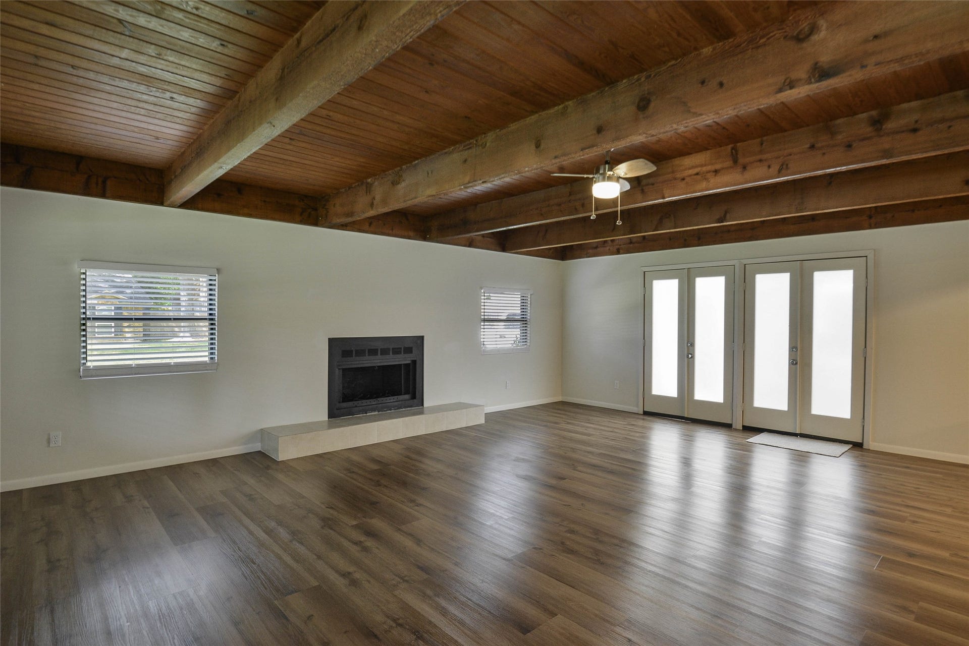430 Binnacle Way, Crosby, TX 77532